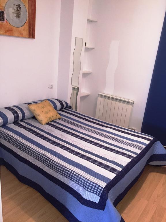 Apartamentos Mequedo Alcañiz Pokoj fotografie